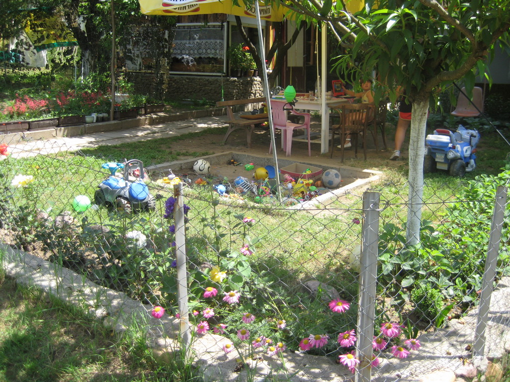 pastuh - 04.06_21.2011